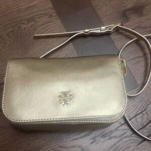 COPY - Tori Burch Gold Caitlin leather crossbody bag. Brand new never used.